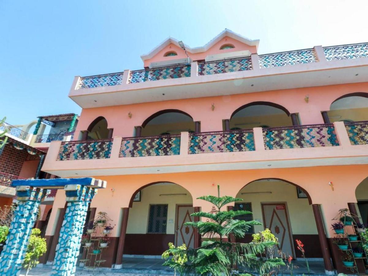 Hotel OYO 14056 Golden Arch Mumbai Exterior foto